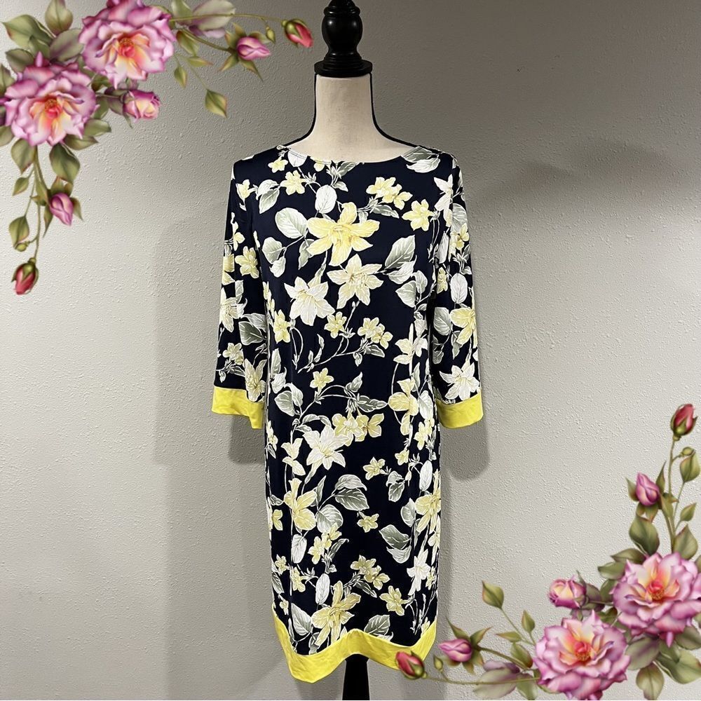 ‎Long sleeve loose fit floral dress